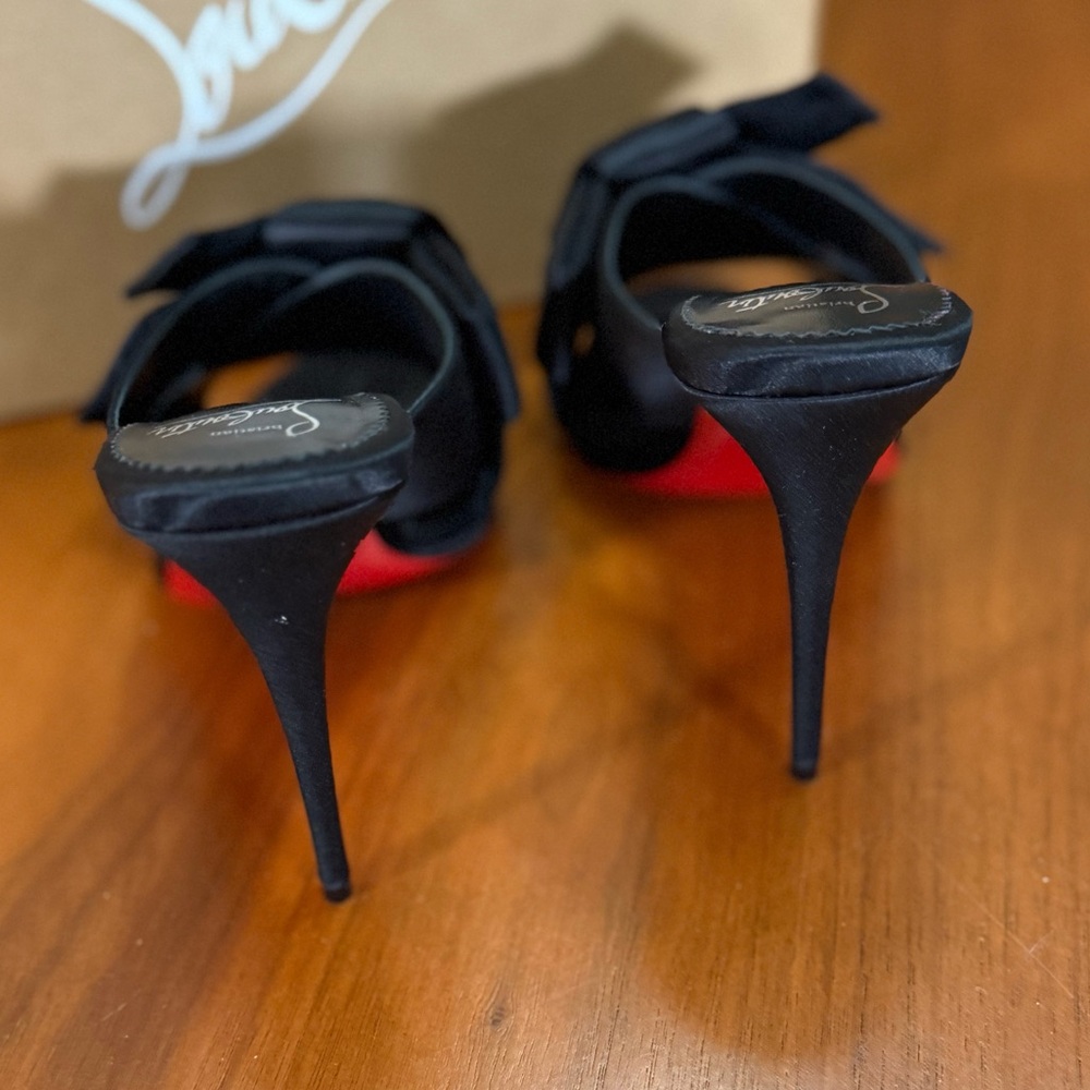 Christian Louboutin Matricia 100 Satin Bow Heels color Black size 38 - Picture 4 of 14